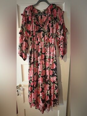 MELLODAY Floral Pink and Black Tiered Maxi Dress